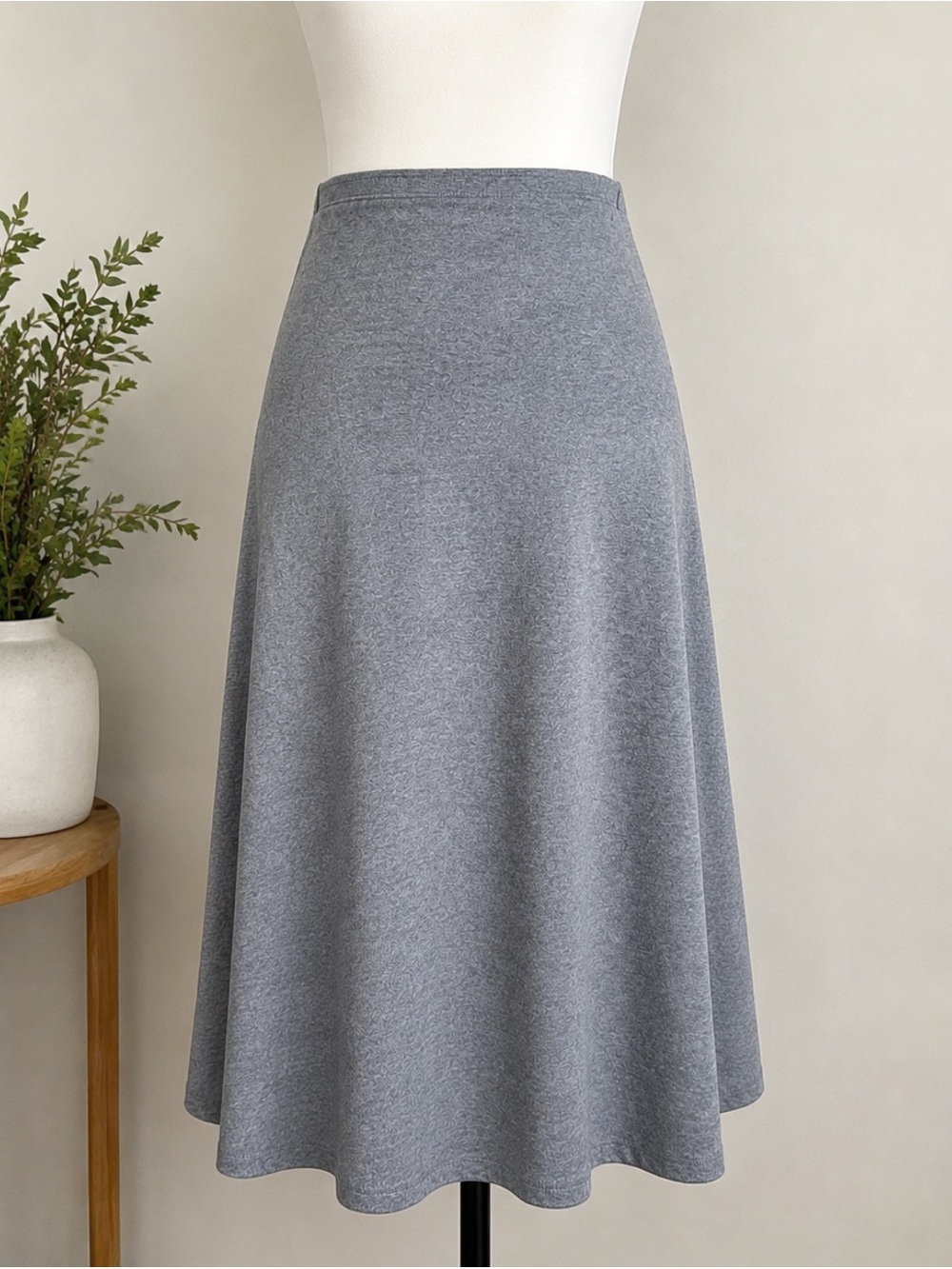 OGL Gray A-Line Midi Skirt – Size Medium – NWT